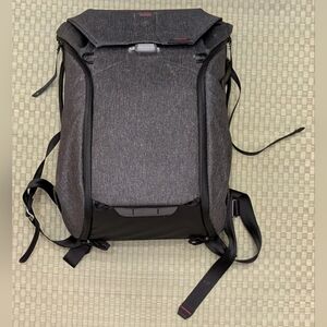 Peak Design Everyday Backpack 30L Gray w/ Three Dividers